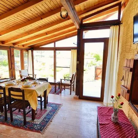 Kilim Kaya Villa