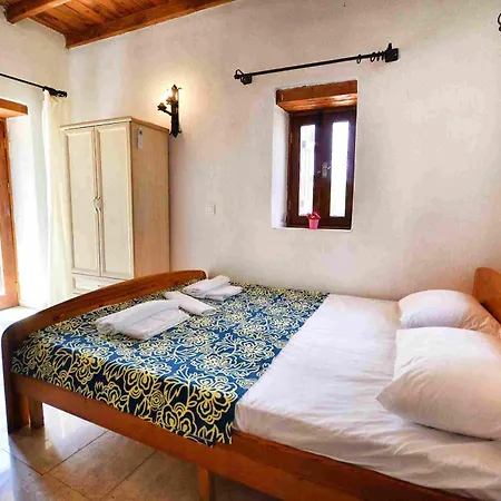 Kilim Kaya Kinali (Aegean)