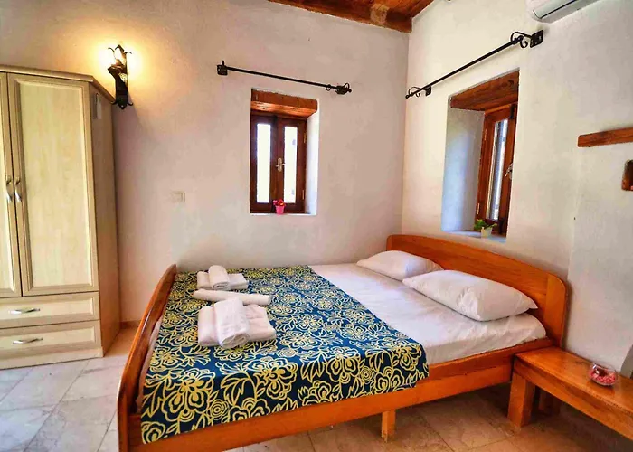 Kilim Kaya Kinali (Aegean)