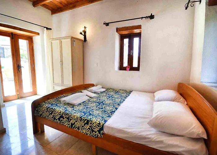 Kilim Kaya Kinali (Aegean)